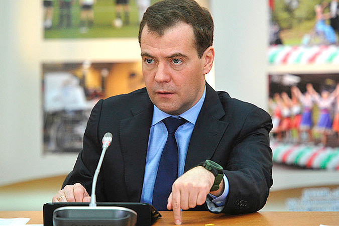 Медведев: Открывшийся в Сочи «Кинотавр» продолжит традиции творческих экспериментов